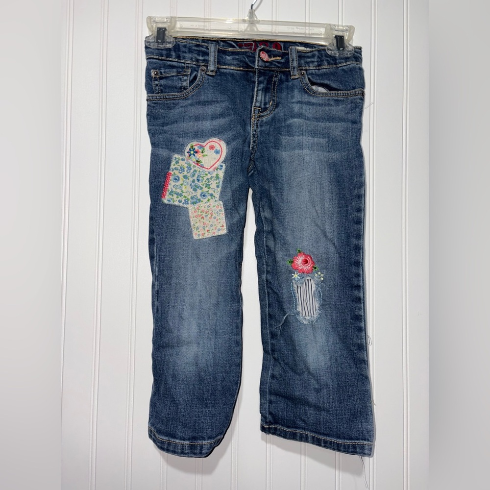 The Children's Place Blue Jeans with Floral Accents| Size 8